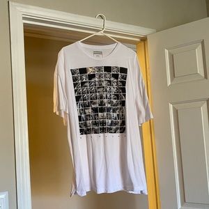 Men Sean John T-shirt